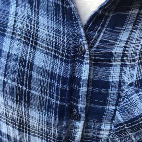 Plaid button down - Picture 5 of 7